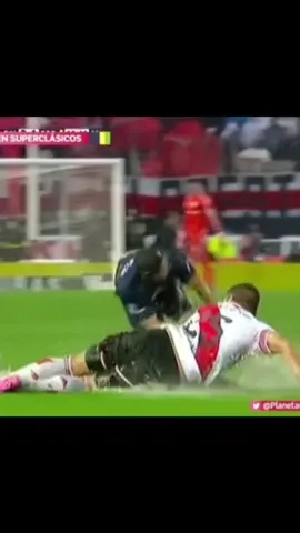 🥷🏼esto es un clasico…🔪 #superclasico #riverplate #bocajuniors #fyp 