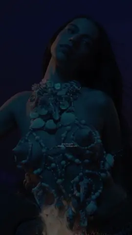 Marina sena - Mais de mil | #marinasena #lyricsgiih #lyrics #edit #pop #vicioinerentemarinasena #maisdemil #status #mpb #explorebrasil #edit #letra 