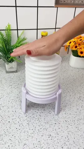Easy to peel eggs now😏#goodstuff #goodthings #homehacks #householditems #useful #LearnOnTikTok #tiktokmademebuyit #fyp #foryou 