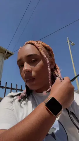 That blue was bluing #CapCut #capcutfyp #fyp #bratiprincess #4u #foryoupage #foryou #relatable #Igbtg #fyppppppppppppppppppppppp #studxstem #xyzbca #blowthisup #viral #lesbiansoftiktok #femsoftiktok 