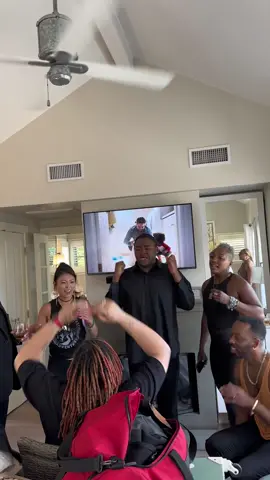 Shelea takijg is to glory with the Raise ensemble 🙌🏽😩 #gospel #choir