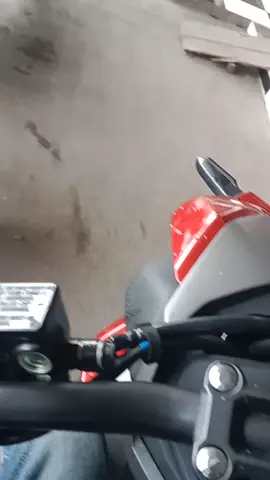 mentahan lagi jalan ama ayang ke hujanan, neduh #prank #story #storywhatsapp #mentahan #mentahanvideo #storyprank #storypranktemen #storyprankwa #prankjalan #prankjalanjalan #prankjalansamacewe 