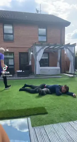 @aldolynn1 throwing it back to that day i nearly halved you in 2 #wedgie to good not to share 😂