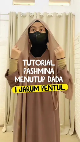 Another day, another tutorial. Kali ini yg cuma pakai 1 jarum pentul. Pashmina @ARUNAOUTFIT 200x75cm ya.. Semoga bermanfaat! 😃🤍 #tutorialpashmina 