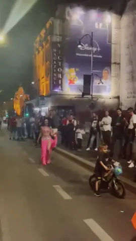 Spotted: Belly Duo pe Calea Victoriei! #bellyduo #caleavictoriei #bucuresti #lastsummer #weekend #CapCut #foryou #fypシ 