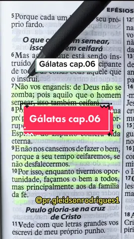 #CapCut  Gálatas 6: 7. Não vos enganeis: de Deus não se zomba; pois aquilo que o homem semear, isso também ceifará. 8. Porque o que semeia para a sua própria carne da carne colherá corrupção; mas o que semeia para o Espírito do Espírito colherá vida eterna. 9. E não nos cansemos de fazer o bem, porque a seu tempo ceifaremos, se não desfalecermos. 10. Por isso, enquanto tivermos oportunidade, façamos o bem a todos, mas principalmente aos da família da fé.  #versículodabíblia #EspalheOEvangelho #evangelho #ReflexõesDoDia #PensamentoDoDia #versículosdabíblia #tiktokmotivacional #biblia #ReflexõesDaVida #motivaçãopravida #liçõespravida #liçõesqueaprendi #gospel #motivaçãoestudo #deus #bíblia #palavradedeus #palavradodia #oracaodamanhã #pararefletir 