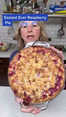 Easiest ever raspberry pie wirh a MELTED BUTTER crust. recipe below!! #easypeasy #easydessert #easypie #fruitpie #easyfruitpie #raspberries 