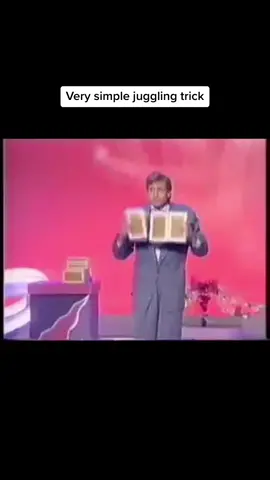 I wasn’t impressed….until I started seeing his 3rd and 4th arm. #juggling #stage #wow 