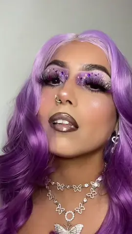 I just wanna look good for you #princessjassminemua #purplewig #Latinamua #Rhinestones #makeup #purplemakeup 