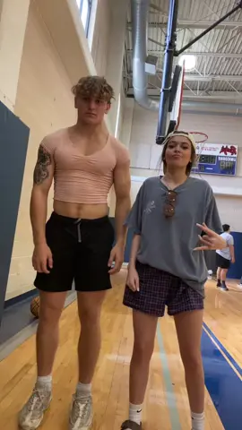 @Josh V  best dancers in nb#pe #sturdy #genderswap 