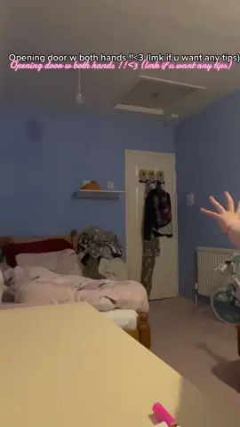 #telekenesis #funtrendstodo #howtodothis #free #tiktoktutorials #2ndvid #funtiktoks #handmovementdance #firstvideo #first #fun #lights #handdances #handsdance #hate #mad #door 