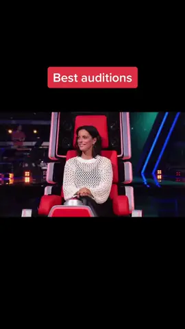 Amazing performance #IconicPerformances #music #bestperformance #singer #TalentShow #Musical #voice 