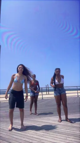 anotha onee 🙈dc @Khloe&Ems 👑 