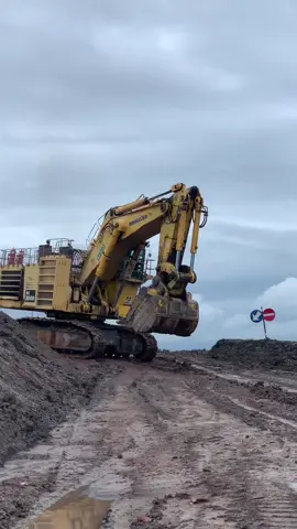 Digger  #ut #kpc #pamapersadanusantara #komatsu #nostalgia #alatberat 