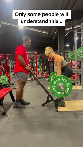 He saw me struggling & decided to help... @Kwame Duah  #fyp #help #struggling #impress #pickup #gymhumor #ego #viral 