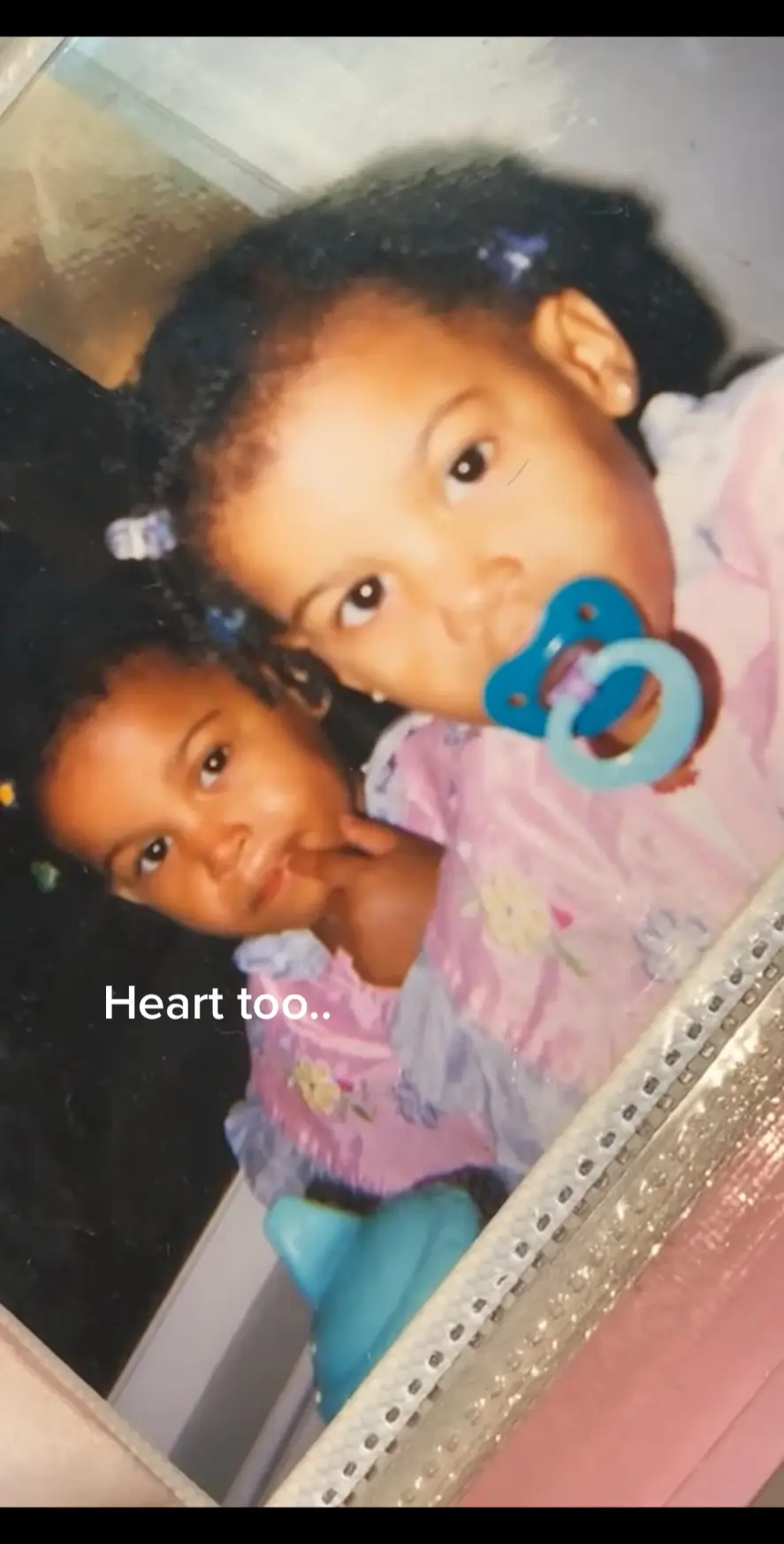 I dont understabd this trend. But i like it #solontwins 
