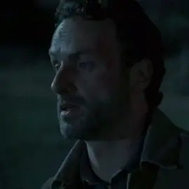 Shane carried | #thewalkingdead #twd #fyp #foryou #xyzbca #foryoupage #fy #twdtok #shanewalsh #rickgrimes 