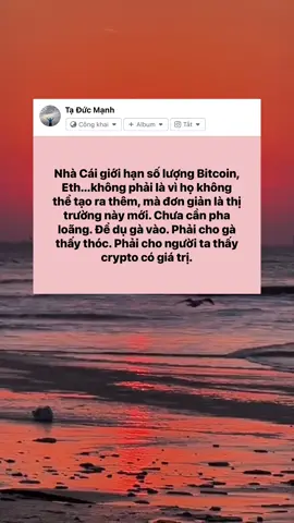 Đầu tư thành công không phải là câu chuyện một sớm một chiều Câu nói nổi tiếng của Warren Buffett là “Hôm nay, có người đang được ngồi trong bóng râm vì họ đã trồng cái cây đó từ lâu lắm rồi”. Warren Buffett nổi tiếng là một trong những nhà đầu tư có thành tích vĩ đại nhất trong lịch sử. Ông đã xây dựng sự giàu có của mình dựa theo những nguyên tắc đầu tư giá trị của Benjamin Graham. Trước khi xuống tiền đầu tư vào công ty nào đó, ông nói rằng, điều quan trọng nhất chính là phải cố gắng xác định xem các bạn có thể đi lâu dài với khoản đầu tư đó không. Đây cũng là bài học đầu tư thành công và thông minh của rất nhiều tỷ phú khác như Bill Gates – ông chủ của Microsoft, Jeff Bezos – ông chủ của Amazon,… Những nhà đầu tư mang tư tưởng nhanh chóng làm giàu thường rất dễ thất bại. Bởi vì thị trường luôn biến đổi không ngừng và thay đổi qua mỗi ngày.  Do đó, hãy nhớ là không nên vội vàng quyết định mua vào hoặc bán ra các khoản đầu tư.  Các bạn hãy học cách kiên trì và nhẫn nại để nhận được kết quả xứng đáng.