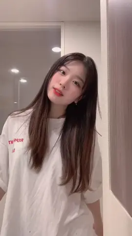 なんか髪の毛引っ張られてる笑