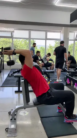 კაი მთქმელს კაი გამგონე უნდაო თუ როგორაა ეგ 🙄😂😂