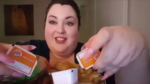 Wheres YOUR 3 sauce packets?! 💅🏼 #foodiebeauty #Foodie #mukbang #mukbangtiktok #burgerking #burgerkingmukbang #gorl #gorlworld #gorlworldcommunity 