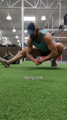 What a day looks like as an action actor prepping for set! If I'm lucky and I'm more lucky than most, I'll spend dozens of days like this for a single day on set.  Film making is an AWFUL return on investment...but I love it like a codependent idiot! #actor #stunt #gym #dayinmylife