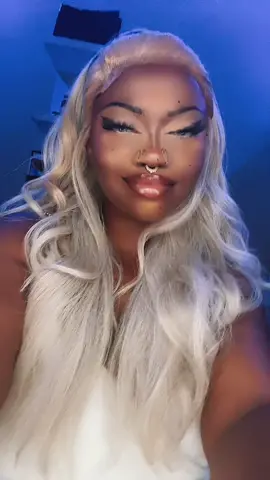 🐱   #transitions #sigma #Graphiceyeliner #uniquemakeup #graphicmakeup #coolmakeups #graphicliner #editoriallook #avantgardemakeup #v9300 #modelmalay #creativemua #editorialmua #glittermakeup #tushmagazine #highfashionmakeup #runwaymakeup #fashionmakeup #meltcosmetics #deckofscarlet #iamscarlet #soapbrows #theartistedit #myartistcommunity #sharpedgesmag #inbeautmag #queenkaiser 