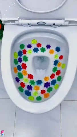 Sentiasa ada bau pelik di bilik mandi, maka anda mesti tidak pernah menggunakan gel pembersih tandas ini#bersih 