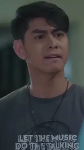 Favorite Scene HeartsOnIce Episode39 Lalaki sa Lalaki “PAINFUL MrLoverBoy Ito yung eksena grabe emotion ni Bogs @kim Perez  kita mo talaga yung acting niya grabe ang sakit kase” mahal niya na si ponggay” at gusto niya talaga ito dito ako na pa tweet “Ang husay naman Bogs namen Grabe mga linyahan. Natural talaga jusko. Suntukan hindi kinaya ng Heart ko.” at nag trending din to hashtag ang eksena nila ni Enzo suntukan dahil nalaman na ni enzo my gusto din si Bogs kay Ponggay  #throwback  #fyp  #kimperez  #fave #heartsonice 