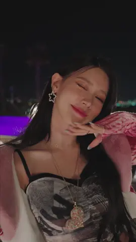 Look so pretty #QueencardTwerking 👑 #여자아이들 #GIDLE #퀸카 #Queencard #퀸카챌린지 #I_feel  #MIYEON #미연 #QueencardChallenge 