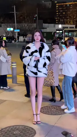 Cháy phố với em#gaixinh #gaixinhtiktok #trending #xuhuong #viral #fyp 