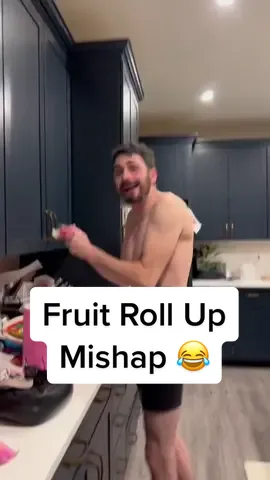 This one was way too funny not to share again. 😂😂😂 A follower request.  #couplesprank #scareprank #scaringmyhusband #scaringpeople #prankscare 