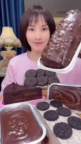 #justasmr #asmrfazendocomida #avaliandocomidas #asmrsatisfatório #asmrmukbang #tiktokfood #gentecomendo #culinária #reagindoacoisas #melhoresasmr #reactdecomida #vídeossatisfatórios #asmrfoodkorean #mukbangfood #ComidasAesthetic #comendolanche #DocesDeConfeitaria #chocolate #reagindoavídeos #asmrrelax #viral #fypシ #fyp ##fy 