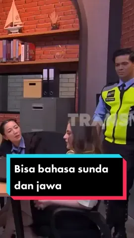 Andrea henrietta bisa bahasa sunda dan jawa