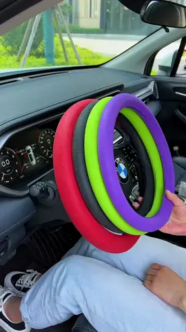 Silicone color steering wheel cover#cargoodthing #carcareproducts #tiktokmademebuyit #uktiktok 