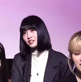 Momo imitating Tzuyu, this is so funny😂 #twice #momo #tzuyu #motzu #kpopfyp #_taengoo39 