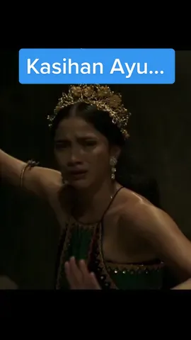 dan entah kapan Ayu akan berhenti...  Masih merinding tiap nonton #KKNdiDesaPenari😨 kamu sudah nonton versi EXTENDED-nya belum di Prime Video? #LuwihDowoLuwihMedeni 