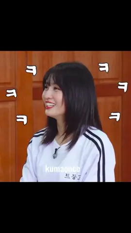 Daily dose of Momo's laugh | happy peach 🍑 #momo  #twice #twiceconcert #misamo #momotwice 