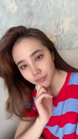 Terlalu banyak aktivitas sampai mengganggu jam tidur aku, sampai sudah muncul mata panda. Untungnya aku punya solusi untuk mengatasi problem aku satu ini, yap! C power Serum dari scarlet andalan aku untuk perawatan kulit aku, wajib banget kalian coba ya! #CPowerScarlet #glowneverwithscarlet #C-Power #Scarlet 