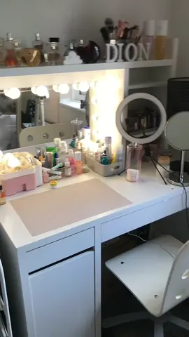 #fyp #makeup #makeupstation #dressingtable #newdressingtable #bedroommakeover #cleanandorganize #microinfluencer #over40 #BeautyTok #lookgoodfeelgood #makeupinspo 