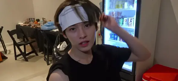 Lee Know’s laugh is…cute😭#fyp#skz#meme#leeknow