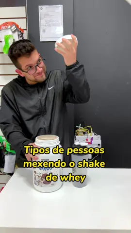 Com qual deles vc se identifica? 🤔 Encaminha para o seu amigo fitness! 😎 Deseje o Topo! 🏆 #whey #wheyprotein #suplementos #suplementação #academia #gym #Fitness #creatina #bokunoheroacademia #musculacao #musculação #humor #zoeira #treino #treinopesado #nutricionista #alimentacaosaudavel #dieta #treinomonstro #treinopesado 