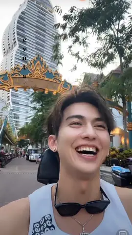 Membalas @user7405299802815 #徐志滨soleil  #live  #douyin抖音  #model  #china  #xuzhibinlovers  #fanpage  #style  #OOTD  #dfashion风格企划  #StreetFashion 