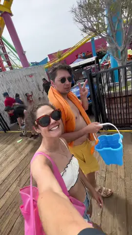 me 🤝🏽 california #fypage #fypsounds #trending #losangeles #california #californiaadventure #californiagurls #Summer #summervibes #warmweather #frankiesbikinis 