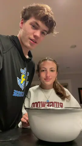 sarah #dunkheadinwater #question #couples #weberfin #couplesquestions 