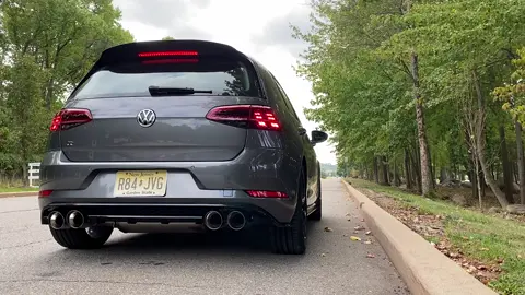 DSG Farts - LOUD Golf R DSG Shift Sounds