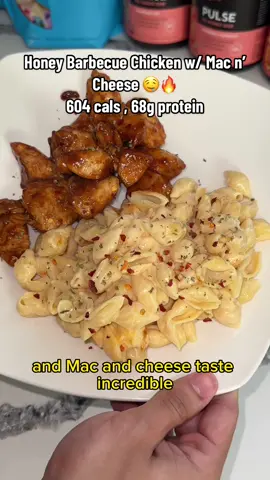 Guilt free Mac n’ Cheese!! 😍🤤 This protein packed Honey Barbecue Chicken w/ Mac n’ Cheese is perfect for meal prep and it has almost 70g of protein!! 💪🏼 - Recipe/ Nutrition: 12oz chicken breast = 390 cals 7oz Banza chickpea pasta = 665 cals 150ml almond milk= 19 cals 50g light cream cheese = 54 cals 28g fat free cheddar cheese = 45 cals 5g of honey = 15 cals  2 servings of sugar free bbq = 20 cals 604 cals 68g protein (recipe makes 2 servings!)  Seasonings for chicken: Garlic powder Black pepper Paprika  Salt Avocado spray Instructions:  Cook the chicken and season as you’d like, turn off the heat when it’s done cooking and add the honey and bbq. Cook the pasta until it’s al dente, and on a pan simmer low fat milk, light cream cheese and the fat free cheddar cheese until it’s a saucy consistency. Add the cooked pasta and it’s done! I added some crushed red pepper and Italian seasoning to top it off 🤤🧀🍗 - Check out my cookbook for more delicious high protein, low calorie recipes! 👨🏻‍🍳 - @Legion Athletics code ‘SEB’ to save on supps 💪🏼 - #Recipe #pasta #protein #cheese #chicken #macncheese 