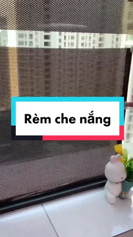 Rèm che nắng nhỏ gọn cuộn lại dễ dàng mang đi. Che nắng cửa sổ hay ô tô #remchenang #remchenangoto #giadung #nobimart #dcgr 