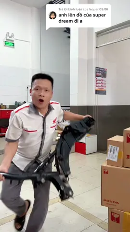 Trả lời @lequan09.06  nhờ con xe dream mà bố nuôi ăn học thành đạt giờ chỉ mong dọn lại con xe kỷ niệm cho bố là mãn nguyện rồi #dream #honda @Mau honda 