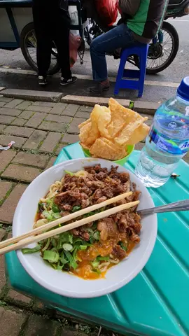 MIE AYAM SPECIAL  #2023 #2023tiktok #2023goals #mieayam #jajan #jajanditiktok #jajanan #jajanantiktok #makanan #makananindonesia #makananunik #makananenak #makananpinggirjalan #kuliner #kulinertiktok #kulinerindonesia #kulinernusantara #kulinerjakarta #food #Foodie #foodtiktok #FoodLover #FoodTok #foodies #foodreview #foodasmr #streetfood #streetfood_world #streetfoodeasy #streetfoodbelike #streetfoodindonesia #indonesianfood #indonesianfoodexplorer #indonesianfoodedition #indonesianfoodlover #vlogkuliner #TikTokKulineran #VlogKulinerMakanan 